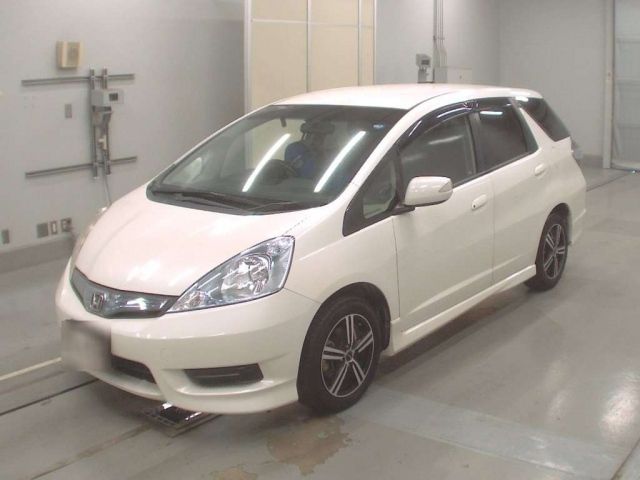 20399 Honda Fit shuttle GP2 2011 г. (CAA Tokyo)